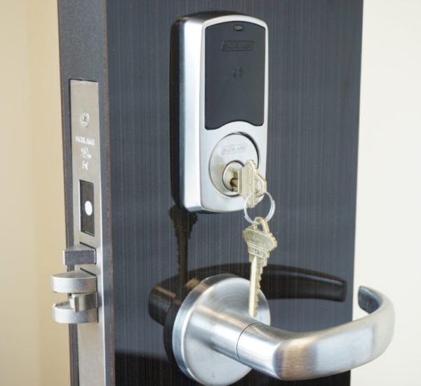 commercial locksmith solution